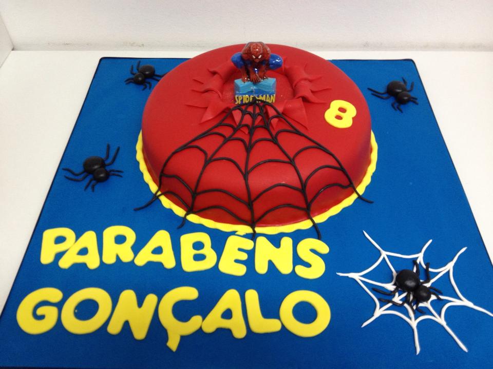 Cake Design - Bolo de Aniversário de Menino